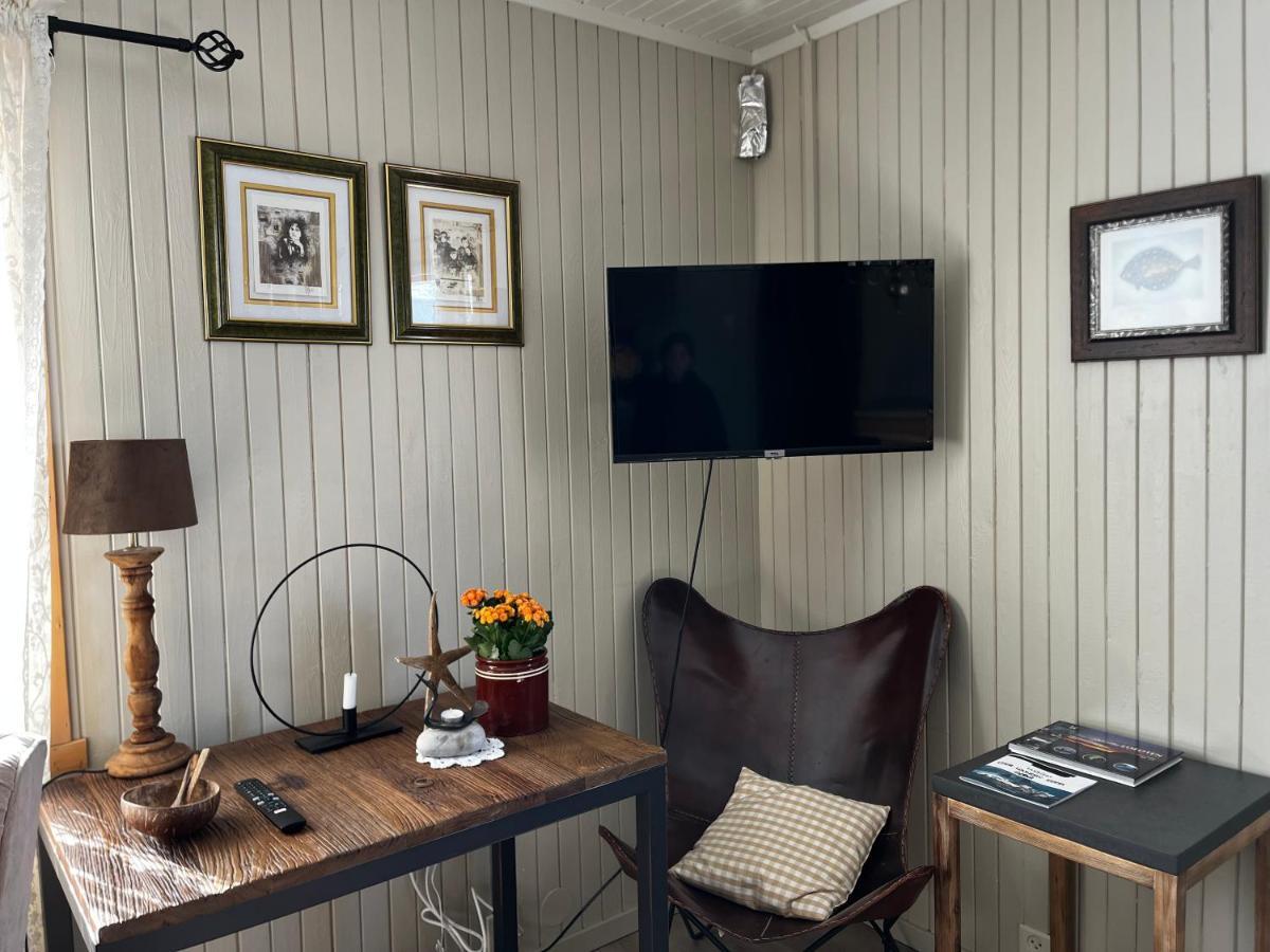 Anitas Living Rooms - Easy & Cosy Reine Bagian luar foto
